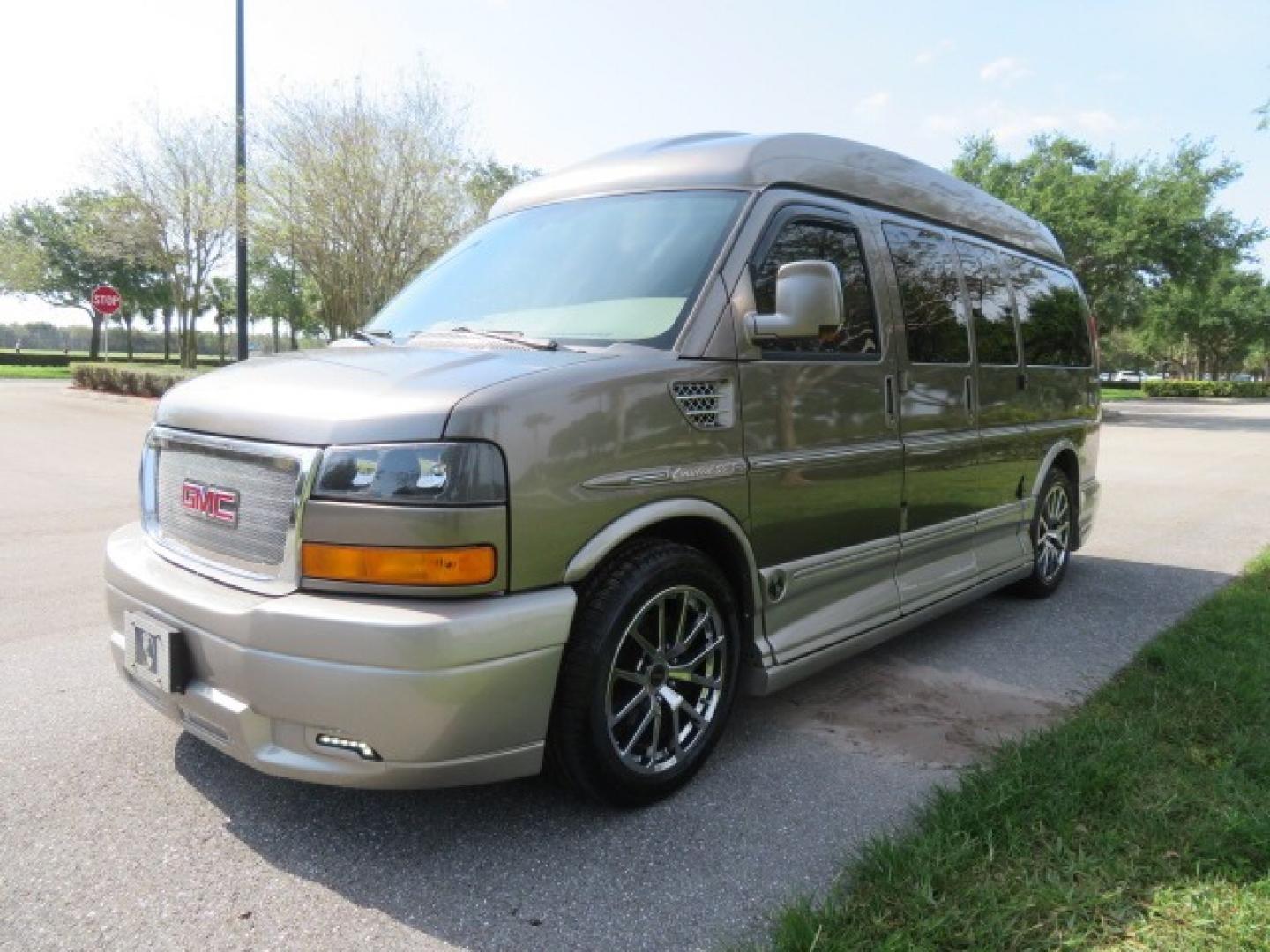 2013 /Beige Two Tone GMC Savana RV G1500 3LT (1GDS7DC45D1) with an 5.3L V8 OHV 16V engine, 4-Speed Automatic transmission, located at 4301 Oak Circle #19, Boca Raton, FL, 33431, (954) 561-2499, 26.388861, -80.084038 - You are looking at a Gorgeous 2013 GMC Savana 1500 High Top Conversion Van Explorer Limited SE Package Handicap Wheelchair Conversion Van with 72K Original Miles, Side Entry Braun Millennium Series Wheelchair Lift, Rubber Floor, Q-Straint Tie Down System, Navigation, Back Up Camera, Huge flat Screen - Photo#10